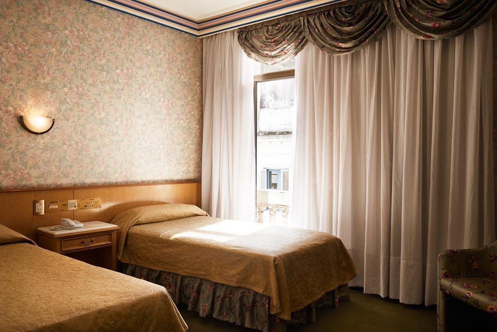 Gran Hotel Ailen Buenos Aires Chambre photo